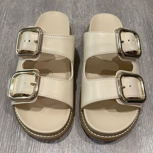 Women’s sandals